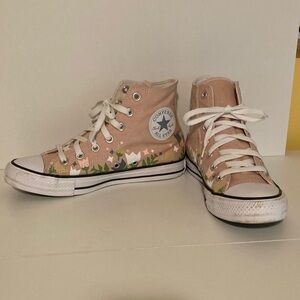 Converse Canvas Hi Top Chuck Taylor Trainers Crafted Florals Women’s 7.5 Preworn